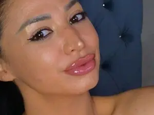Myfreecams Live Sex Cam of Theowonder