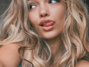 Myfreecams Sex Cam of BelleM