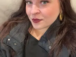 Myfreecams Sex Cam of Robin_swan87