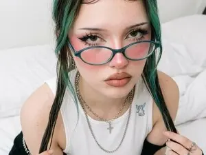 Myfreecams Adult Video Chat of SweetiieVal