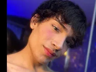 Streamate Watch Live Sex Cams of Isaac_Nova
