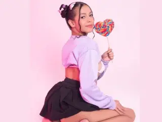 Streamate Live Sex Cam of EvonieCarter