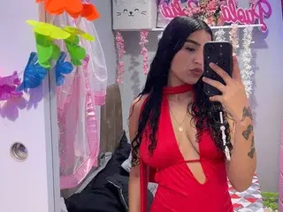 Streamate Live Sex of MIA_BROWN69