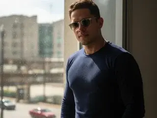 Streamate Live Porn of Roy_barney70