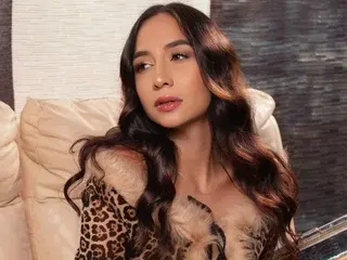 Streamate Adult Webcam of ZaraReyes
