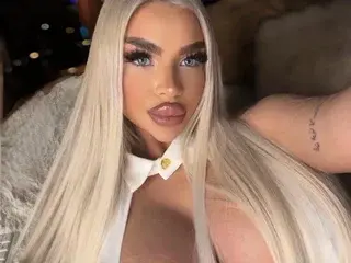 Streamate Free Porn Cam of ChrystalCade