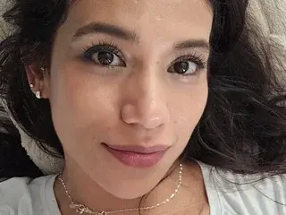 Streamate Live Sex Cam of Scarletthred