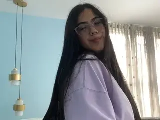 Streamate Nude Webcam of curvybuffgirllll