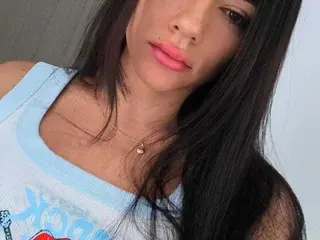 Streamate Free Porn Cam of Hannah_Valencia