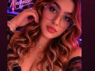 Streamate Live Sex Cam of MechelleLyonn
