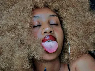 Streamate Watch Live Sex Cams of Airwhisper