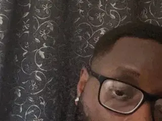 Streamate Free Porn Cam of BBCAlphaBull
