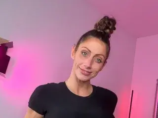 Streamate Adult Webcams of SkyeHotwife