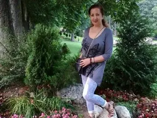 Streamate Free Live Porn of EvelyneFlirtyMilf