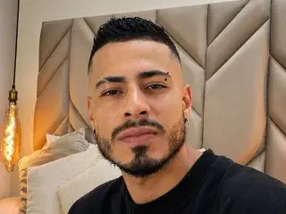 Streamate Live Sex Cam of Matthew_Cross