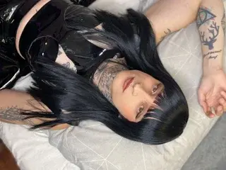 Streamate Live Sex Cam of Shiira
