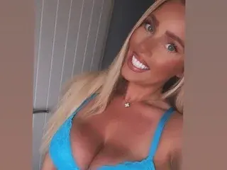Streamate Nude Webcam of CandyKay25
