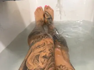 Streamate Adult Webcam of TattooBabeHarleyX
