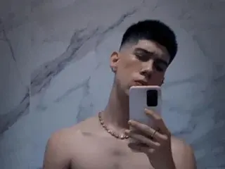 Streamate Sex Chat of Jhony33