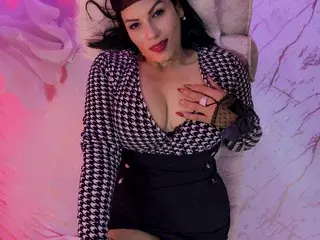 Streamate Sex Cam of LizaRussell