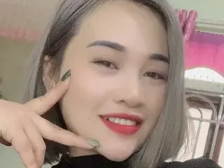 Streamate Free Porn Cam of SuryBee