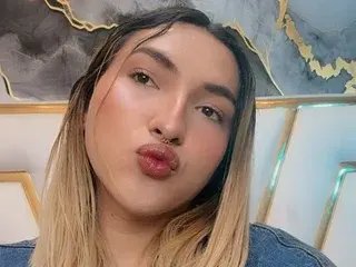 Streamate Live Sex of MissKatta19