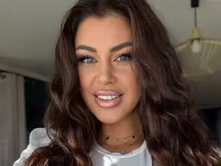 Streamate Watch Live Sex Cams of Amida_Chris