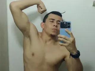 Streamate Live Sex Cam of Eross_santy