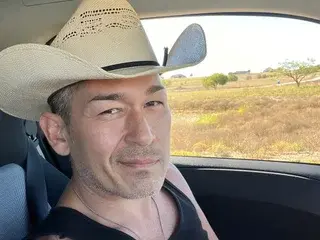 Streamate Live Sex Cam of CountryJoe