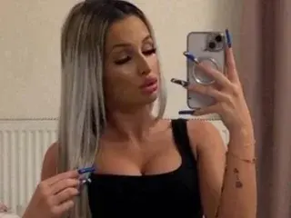 Streamate Sex Chat of Arianaxox