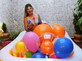 Streamate Live Sex of bunny_blonde