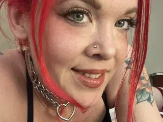 Streamate Live Porn of TemptingTiny