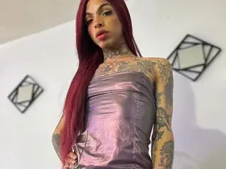 Streamate Free Live Porn of Vixenxmilky