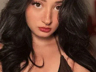 Streamate Live Sex Cam of MaddyMartinez
