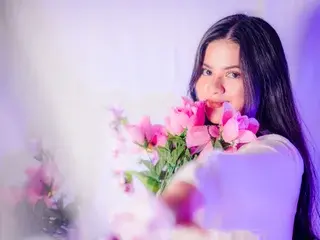Streamate Free Porn Cam of CottonCloud20