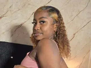 Streamate Best live sex cam show of erika_lyrics