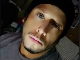 Streamate Live Sex Cam of Briefsguy