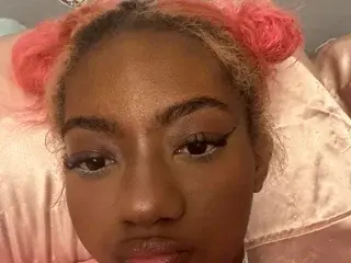 Streamate Live Sex Cam of Kittyfun111
