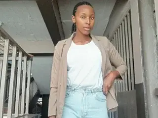 Streamate Free Live Porn of Cherrie_June