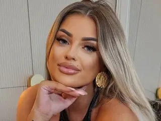Streamate Nude Webcam of EmmaMavis