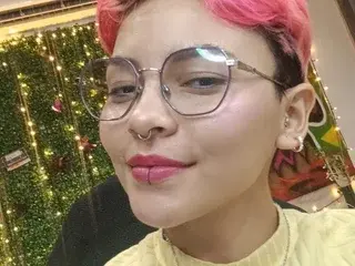 Streamate Best live sex cam show of Hannah27