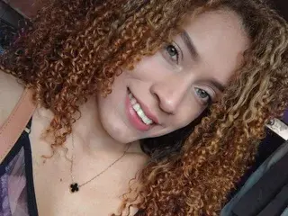 Streamate Live Porn of Adrianalovers