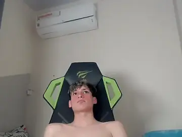 Stripchat Live Sex Cam of Pablito_junior