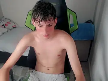 Stripchat Watch Live Sex Cams of Pablito_junior