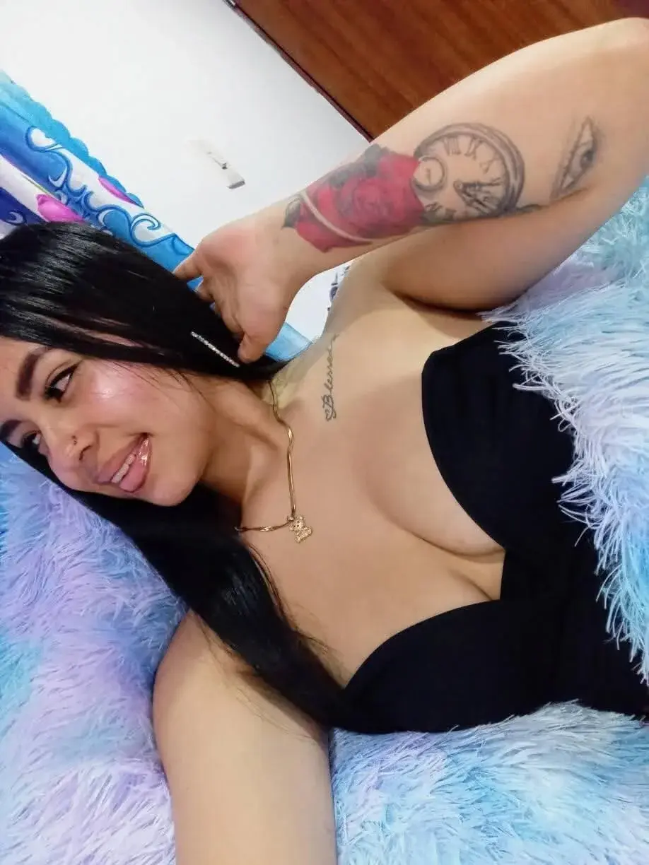 christine__jones_
