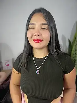Stripchat Free Porn Cam of meli__brown