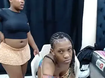 Stripchat Adult Webcam of OnionBooty3573