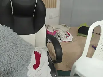 Stripchat Best live sex cam show of naty_18