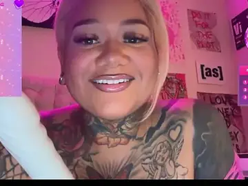 Stripchat Free Porn Cam of AveryLeeLane