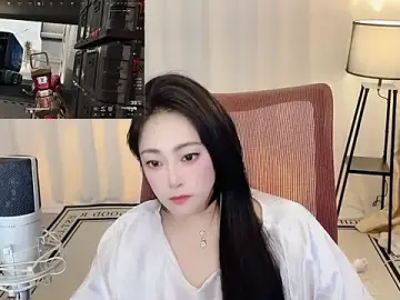 Stripchat Free Live Porn of Daisy-77